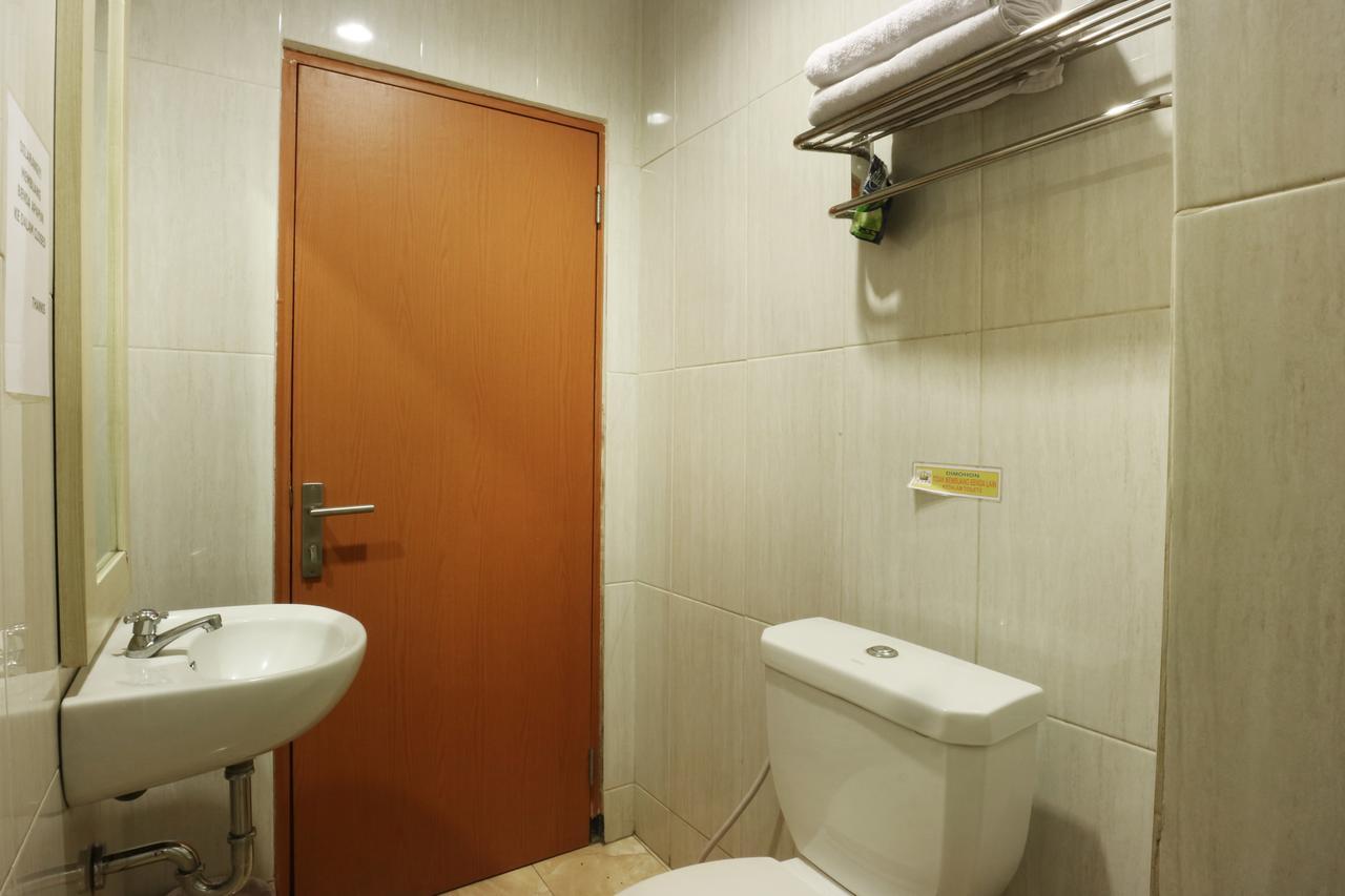 Raja Residence Jakarta Zimmer foto
